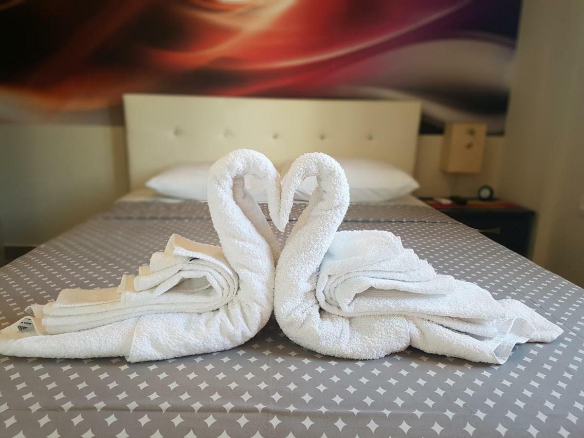 Betty'S Central Suite Alexandroupoli Bagian luar foto